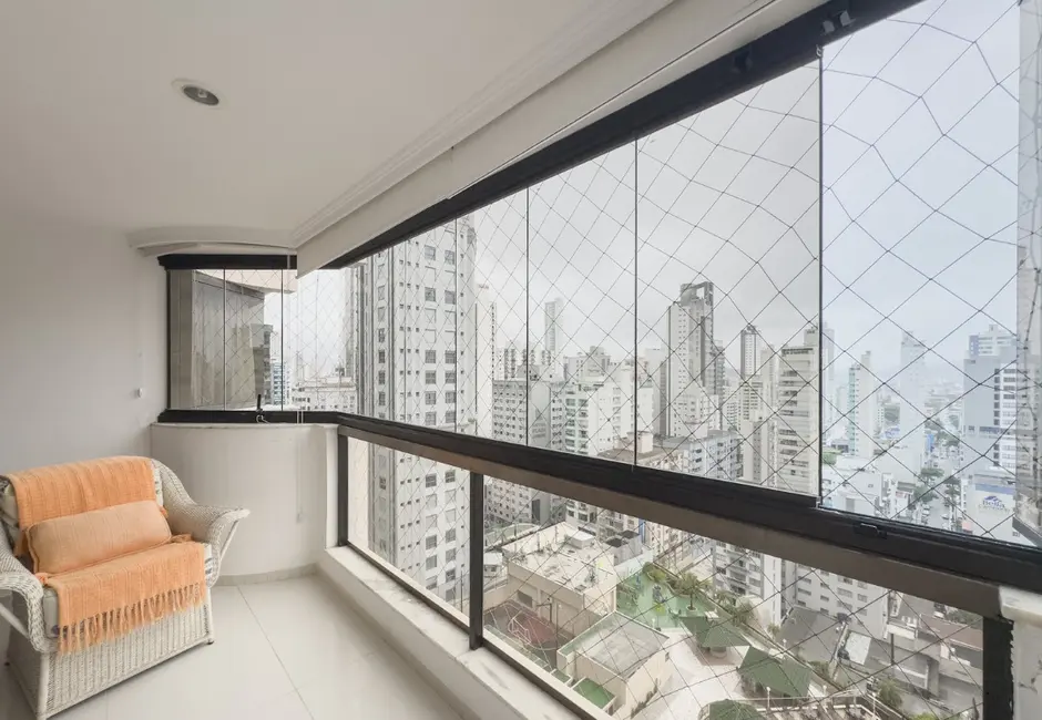 Foto 2 de Apartamento com 3 quartos à venda, 126m2 em Centro, Balneario Camboriu - SC