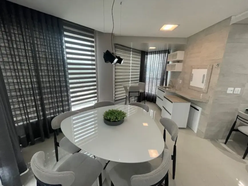 Foto 2 de Apartamento com 3 quartos à venda, 136m2 em Centro, Balneario Camboriu - SC