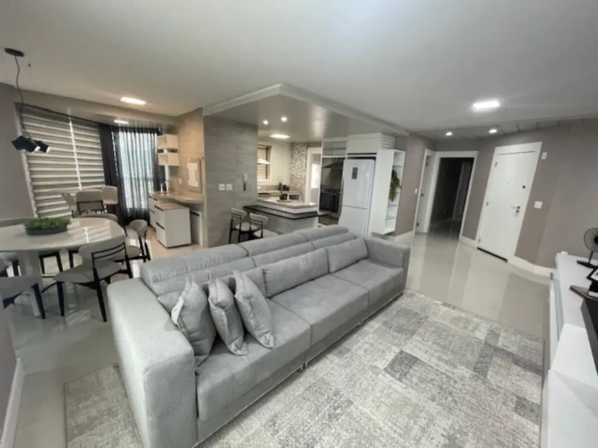 Foto 1 de Apartamento com 3 quartos à venda, 136m2 em Centro, Balneario Camboriu - SC