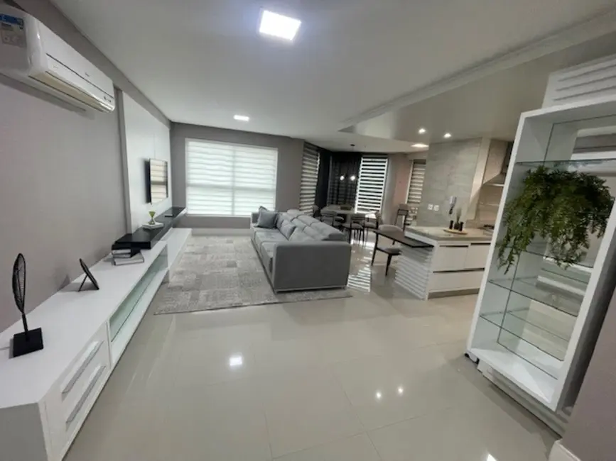 Foto 6 de Apartamento com 3 quartos à venda, 136m2 em Centro, Balneario Camboriu - SC