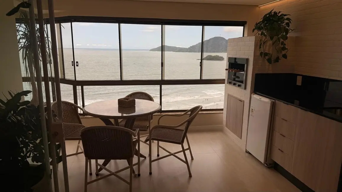 Foto 1 de Apartamento com 3 quartos para alugar em Centro, Balneario Camboriu - SC