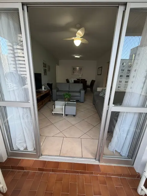 Apartamento com 3 quartos para alugar, 130m2 em Centro, Balneario Camboriu - SC - imagem 2 Foto 2 de Apartamento com 3 quartos para alugar, 130m2 em Centro, Balneario Camboriu - SC