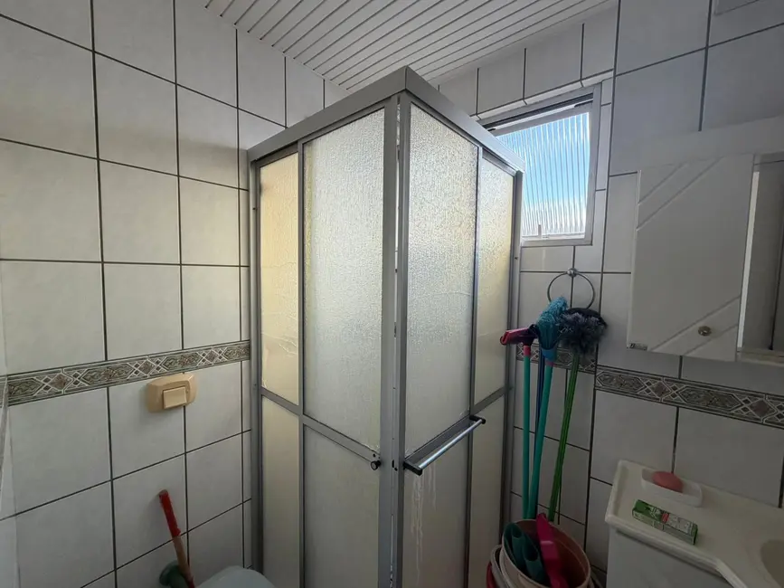 Apartamento com 3 quartos para alugar, 130m2 em Centro, Balneario Camboriu - SC - imagem 7 Foto 7 de Apartamento com 3 quartos para alugar, 130m2 em Centro, Balneario Camboriu - SC