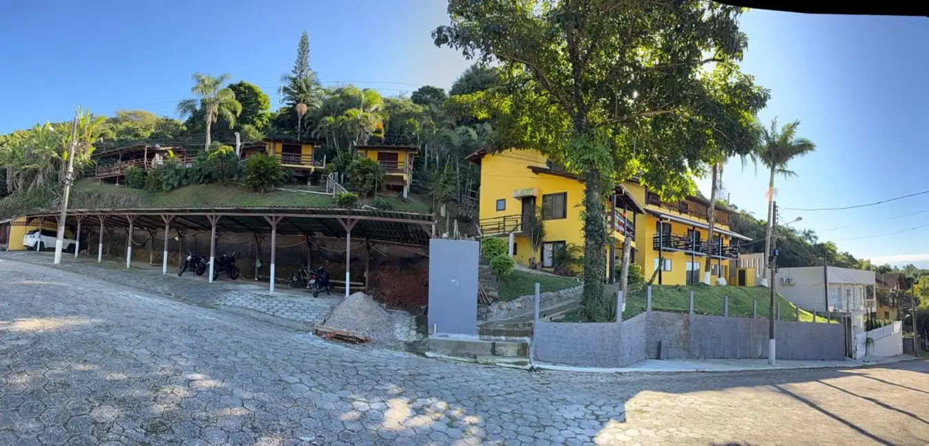 Foto 1 de Terreno / Lote à venda, 4500m2 em Centro, Porto Belo - SC