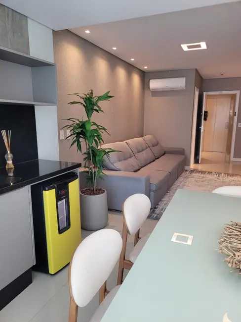 Foto 2 de Apartamento com 4 quartos à venda, 134m2 em Pioneiros, Balneario Camboriu - SC