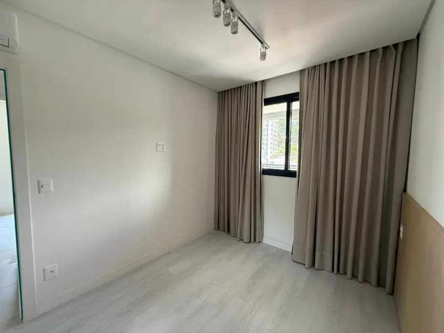 Foto 7 de Apartamento com 2 quartos para alugar, 76m2 em Itajai - SC