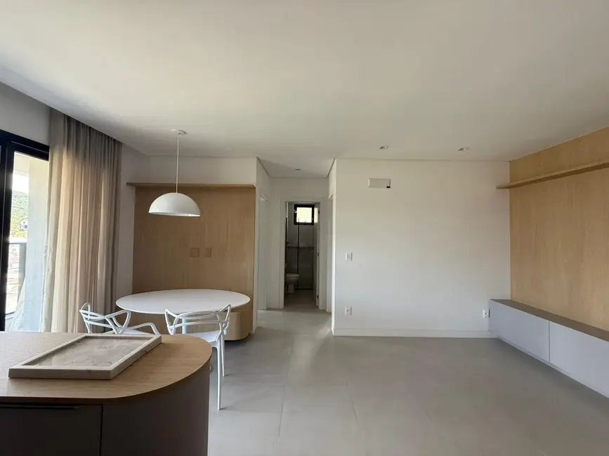 Foto 4 de Apartamento com 2 quartos para alugar, 76m2 em Itajai - SC