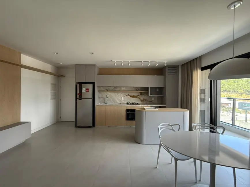 Foto 1 de Apartamento com 2 quartos para alugar, 76m2 em Itajai - SC