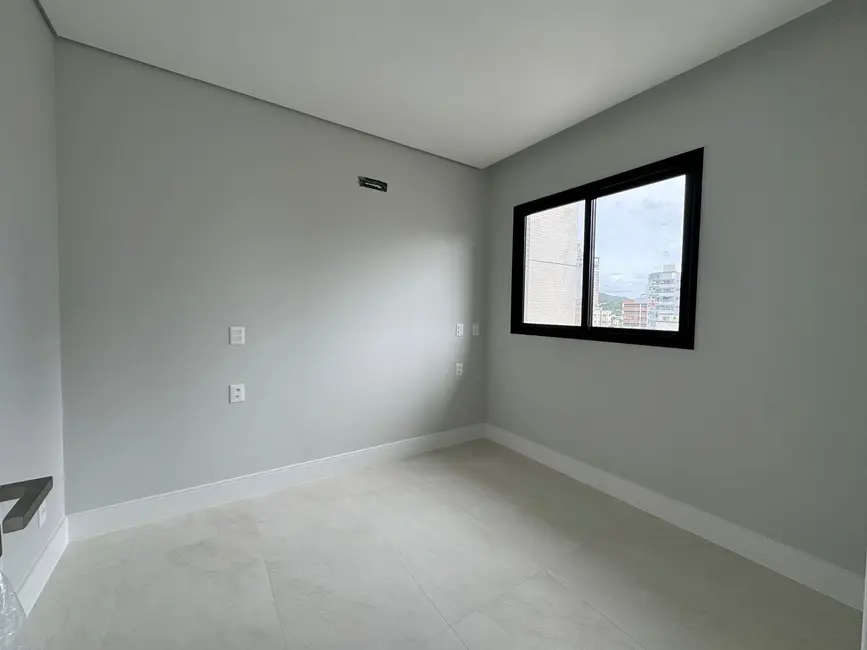 Foto 10 de Apartamento com 4 quartos à venda, 133m2 em Centro, Balneario Camboriu - SC