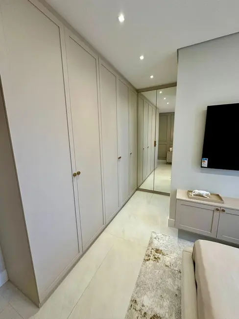 Foto 35 de Apartamento com 4 quartos à venda, 137m2 em Centro, Balneario Camboriu - SC