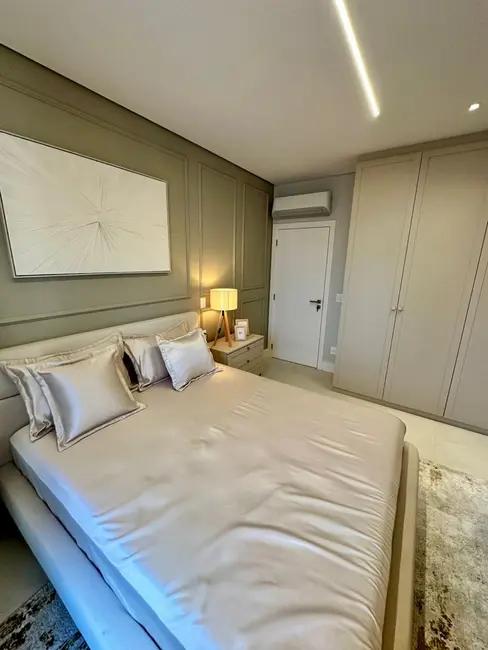 Foto 32 de Apartamento com 4 quartos à venda, 137m2 em Centro, Balneario Camboriu - SC