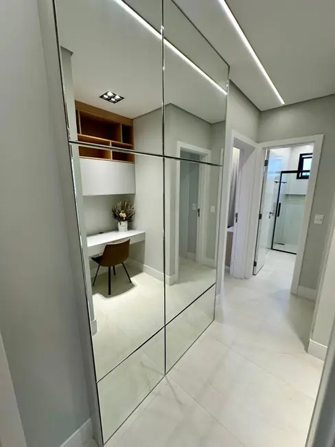 Foto 20 de Apartamento com 4 quartos à venda, 137m2 em Centro, Balneario Camboriu - SC