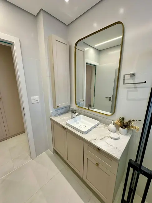 Foto 37 de Apartamento com 4 quartos à venda, 137m2 em Centro, Balneario Camboriu - SC