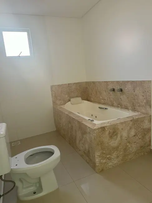 Apartamento com 3 quartos à venda, 168m2 em Centro, Balneario Camboriu - SC - imagem 3 Foto 3 de Apartamento com 3 quartos à venda, 168m2 em Centro, Balneario Camboriu - SC