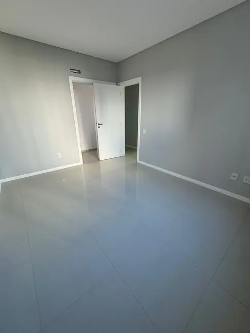 Apartamento com 3 quartos à venda, 168m2 em Centro, Balneario Camboriu - SC - imagem 4 Foto 4 de Apartamento com 3 quartos à venda, 168m2 em Centro, Balneario Camboriu - SC