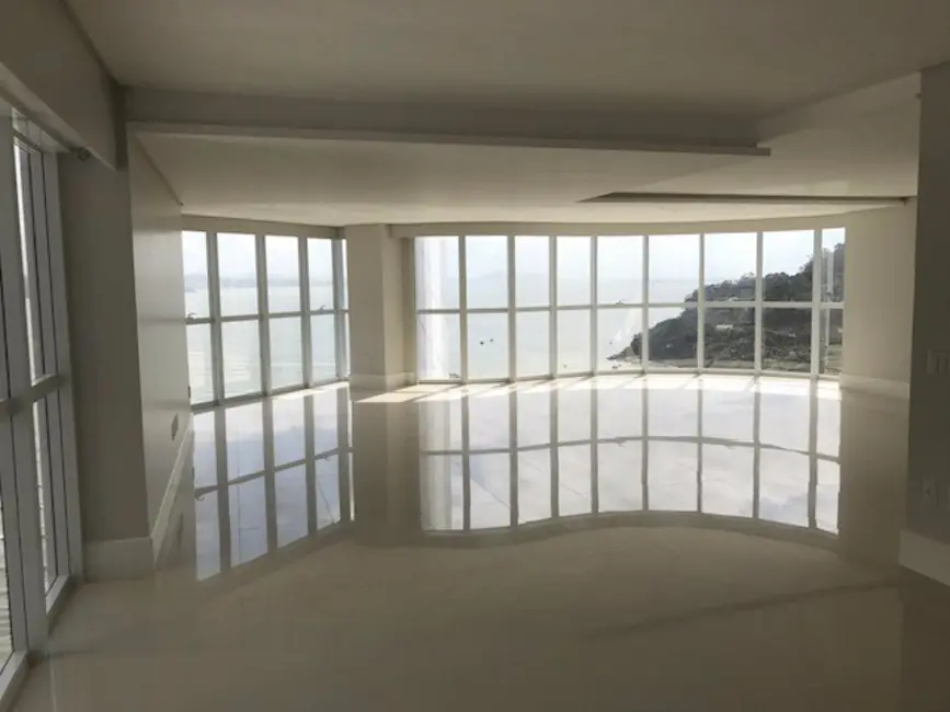Apartamento com 4 quartos à venda, 237m2 em Centro, Balneario Camboriu - SC - imagem 3 Foto 3 de Apartamento com 4 quartos à venda, 237m2 em Centro, Balneario Camboriu - SC
