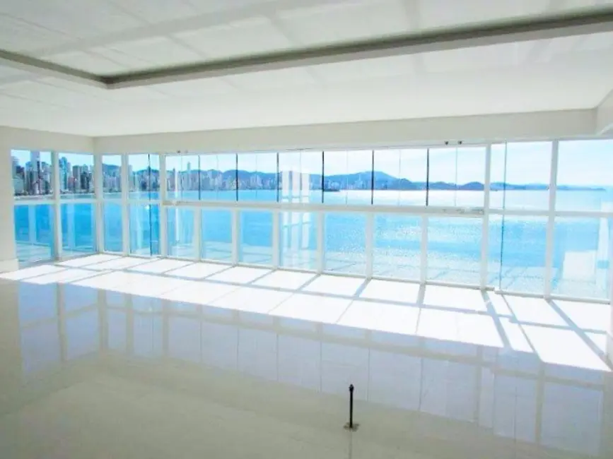 Foto 1 de Apartamento com 4 quartos à venda, 237m2 em Centro, Balneario Camboriu - SC