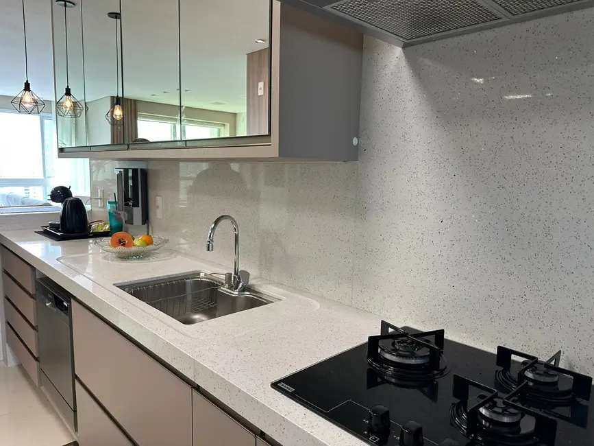 Apartamento com 4 quartos à venda, 148m2 em Centro, Balneario Camboriu - SC - imagem 7 Foto 7 de Apartamento com 4 quartos à venda, 148m2 em Centro, Balneario Camboriu - SC