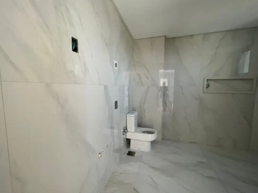 Apartamento com 4 quartos à venda, 230m2 em Centro, Balneario Camboriu - SC - imagem 8 Foto 8 de Apartamento com 4 quartos à venda, 230m2 em Centro, Balneario Camboriu - SC