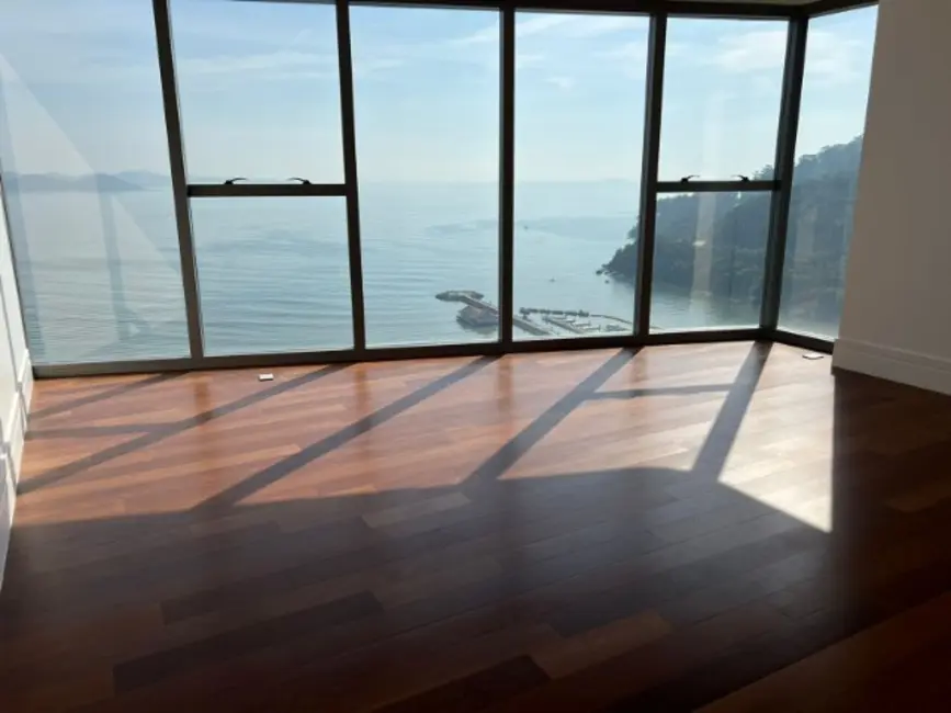 Apartamento com 4 quartos à venda, 230m2 em Centro, Balneario Camboriu - SC - imagem 9 Foto 9 de Apartamento com 4 quartos à venda, 230m2 em Centro, Balneario Camboriu - SC