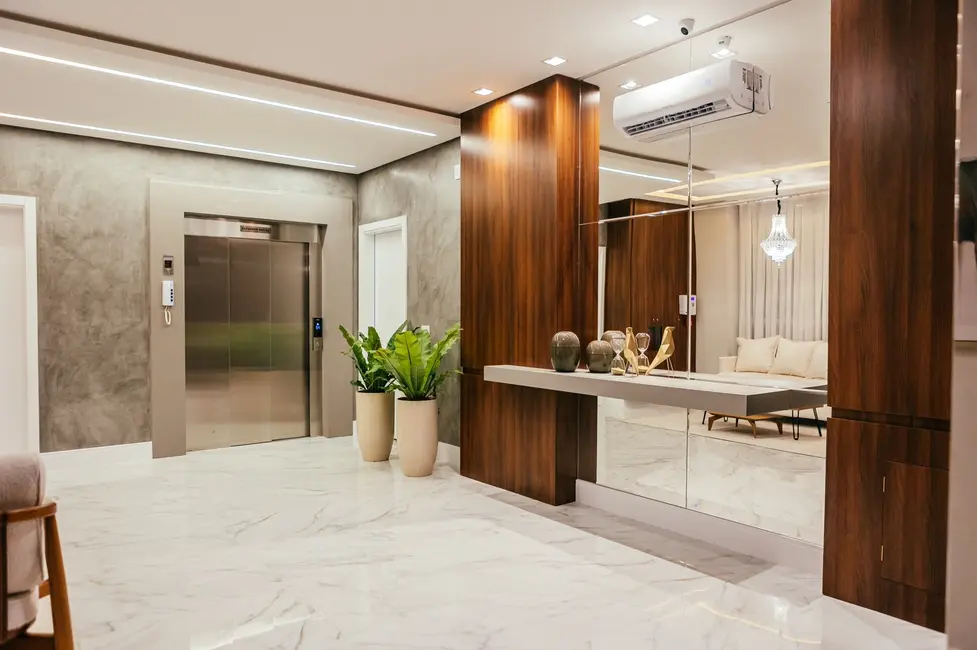 Apartamento com 3 quartos à venda, 119m2 em Centro, Balneario Camboriu - SC - imagem 8 Foto 8 de Apartamento com 3 quartos à venda, 119m2 em Centro, Balneario Camboriu - SC