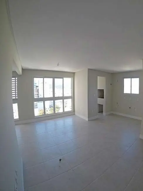 Apartamento com 3 quartos à venda, 93m2 em Centro, Balneario Camboriu - SC - imagem 7 Foto 7 de Apartamento com 3 quartos à venda, 93m2 em Centro, Balneario Camboriu - SC