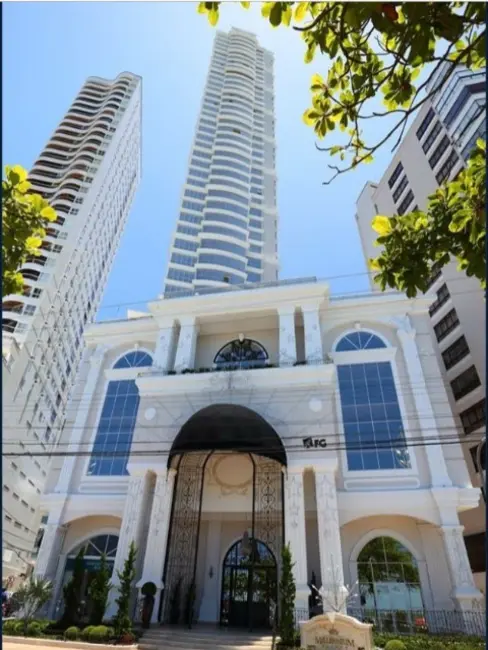 Apartamento com 4 quartos à venda, 317m2 em Centro, Balneario Camboriu - SC - imagem 2 Foto 2 de Apartamento com 4 quartos à venda, 317m2 em Centro, Balneario Camboriu - SC