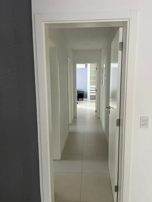 Apartamento com 3 quartos à venda e para alugar, 135m2 em Centro, Balneario Camboriu - SC - imagem 9 Foto 9 de Apartamento com 3 quartos à venda e para alugar, 135m2 em Centro, Balneario Camboriu - SC