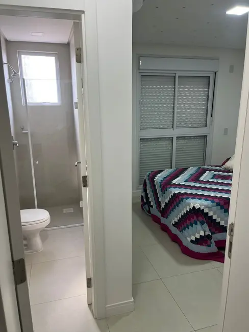 Apartamento com 3 quartos à venda e para alugar, 135m2 em Centro, Balneario Camboriu - SC - imagem 8 Foto 8 de Apartamento com 3 quartos à venda e para alugar, 135m2 em Centro, Balneario Camboriu - SC