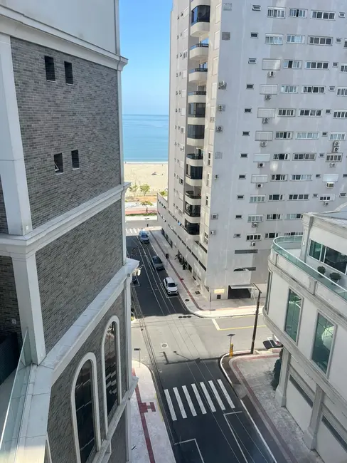 Apartamento com 3 quartos à venda e para alugar, 135m2 em Centro, Balneario Camboriu - SC - imagem 4 Foto 4 de Apartamento com 3 quartos à venda e para alugar, 135m2 em Centro, Balneario Camboriu - SC