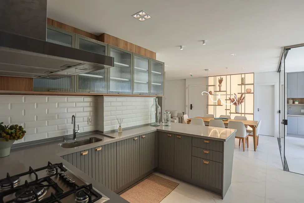 Foto 4 de Apartamento com 4 quartos à venda, 169m2 em Pioneiros, Balneario Camboriu - SC