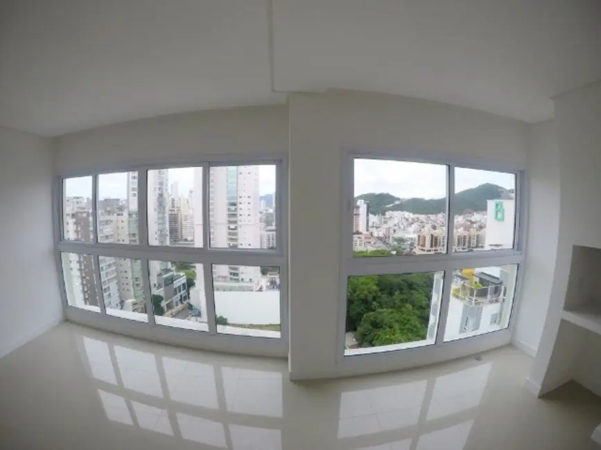 Foto 3 de Apartamento com 4 quartos à venda, 136m2 em Pioneiros, Balneario Camboriu - SC