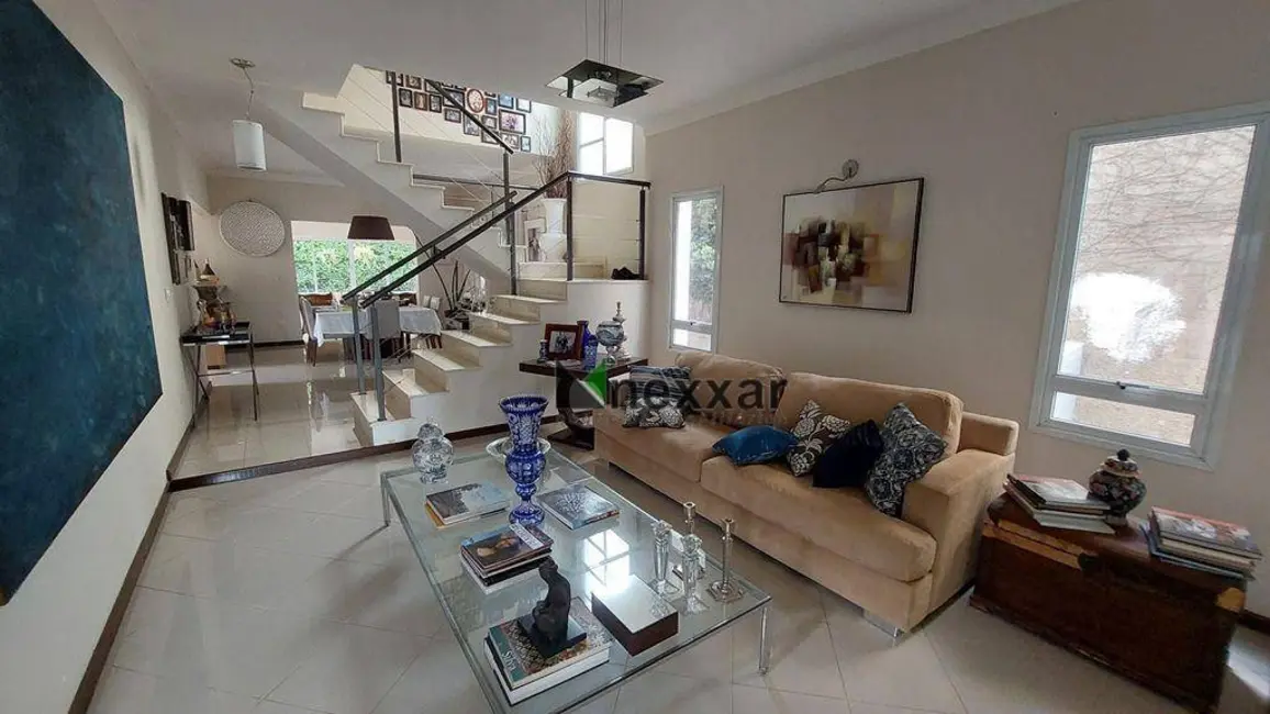 Foto 2 de Casa de Condomínio com 3 quartos para alugar, 500m2 em Jardim Recanto, Valinhos - SP