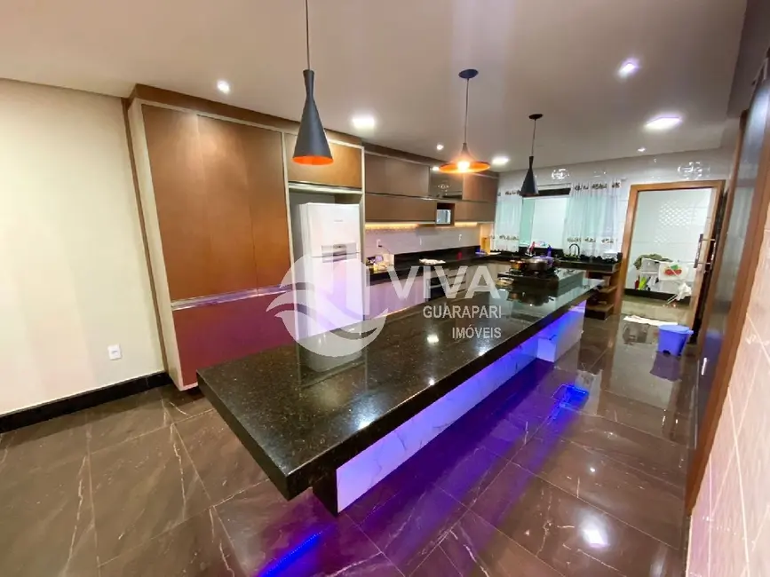 Foto 7 de Casa com 4 quartos à venda, 200m2 em Village do Sol, Guarapari - ES