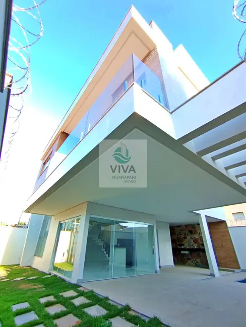 Foto 1 de Casa com 3 quartos à venda, 236m2 em Itapebussu, Guarapari - ES
