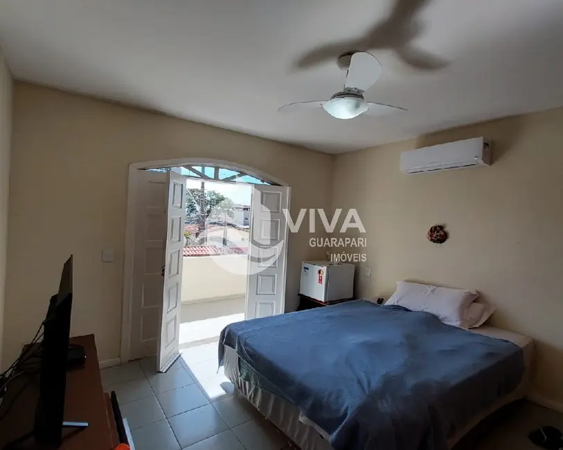 Casa com 6 quartos à venda, 240m2 em Praia do Morro, Guarapari - ES - imagem 5 Foto 5 de Casa com 6 quartos à venda, 240m2 em Praia do Morro, Guarapari - ES