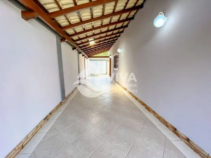 Casa com 5 quartos para alugar, 110m2 em Praia do Morro, Guarapari - ES - imagem 3 Foto 3 de Casa com 5 quartos para alugar, 110m2 em Praia do Morro, Guarapari - ES
