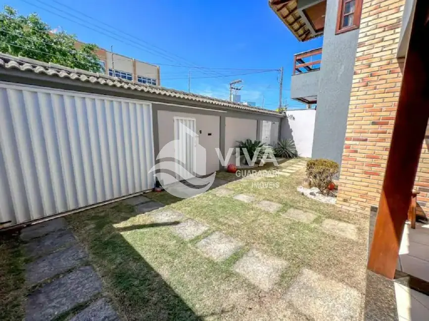 Casa com 5 quartos para alugar, 110m2 em Praia do Morro, Guarapari - ES - imagem 4 Foto 4 de Casa com 5 quartos para alugar, 110m2 em Praia do Morro, Guarapari - ES