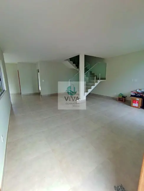 Casa com 3 quartos à venda, 150m2 em Meaípe, Guarapari - ES - imagem 2 Foto 2 de Casa com 3 quartos à venda, 150m2 em Meaípe, Guarapari - ES