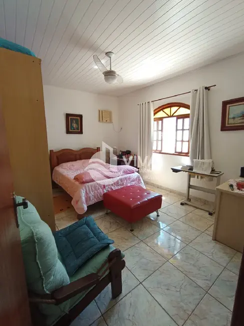 Foto 7 de Casa com 5 quartos à venda, 200m2 em Perocão, Guarapari - ES