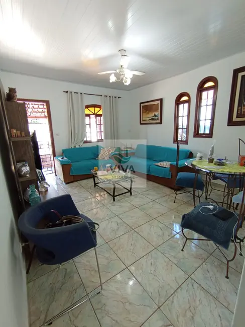 Casa com 5 quartos à venda, 200m2 em Perocão, Guarapari - ES - imagem 5 Foto 5 de Casa com 5 quartos à venda, 200m2 em Perocão, Guarapari - ES