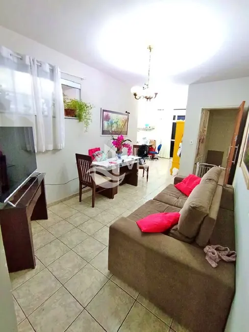 Apartamento com 2 quartos à venda, 100m2 em Praia do Morro, Guarapari - ES - imagem 3 Foto 3 de Apartamento com 2 quartos à venda, 100m2 em Praia do Morro, Guarapari - ES