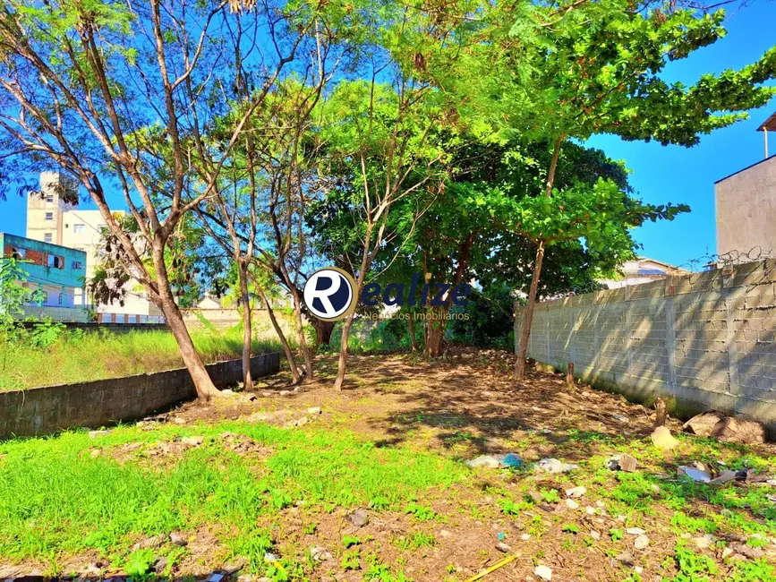 Foto 1 de Terreno / Lote à venda, 360m2 em Praia do Morro, Guarapari - ES