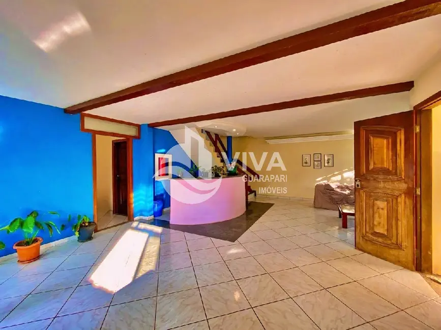 Casa com 11 quartos à venda, 1100m2 em Meaípe, Guarapari - ES - imagem 3 Foto 3 de Casa com 11 quartos à venda, 1100m2 em Meaípe, Guarapari - ES