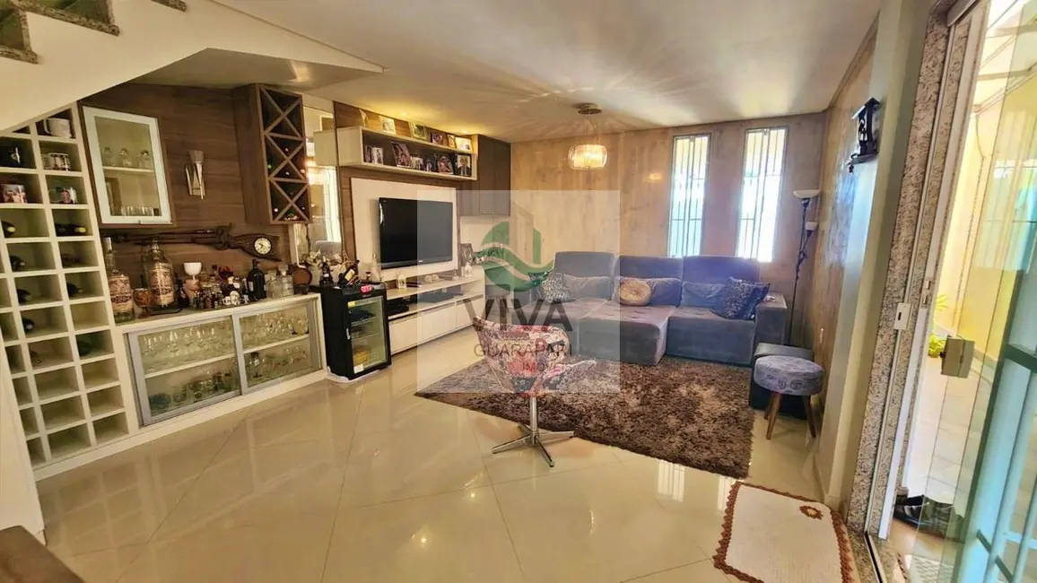 Foto 2 de Casa com 3 quartos à venda, 220m2 em Praia do Morro, Guarapari - ES