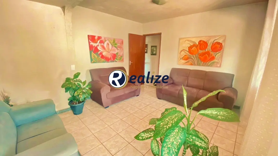Foto 1 de Casa com 7 quartos à venda em Setiba, Guarapari - ES