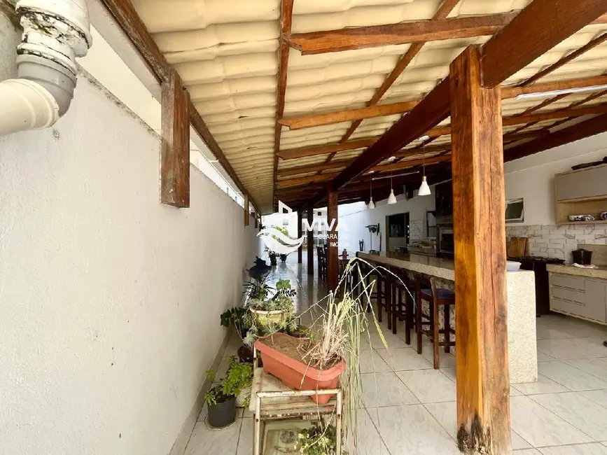 Apartamento com 3 quartos à venda, 256m2 em Praia do Morro, Guarapari - ES - imagem 1 Foto 1 de Apartamento com 3 quartos à venda, 256m2 em Praia do Morro, Guarapari - ES