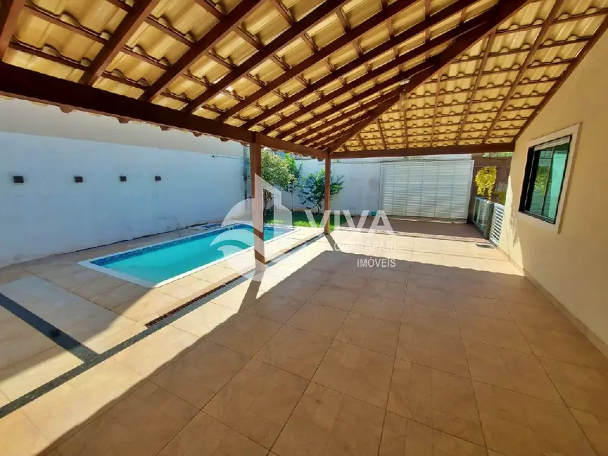 Casa com 3 quartos à venda, 160m2 em Itapebussu, Guarapari - ES - imagem 9 Foto 9 de Casa com 3 quartos à venda, 160m2 em Itapebussu, Guarapari - ES