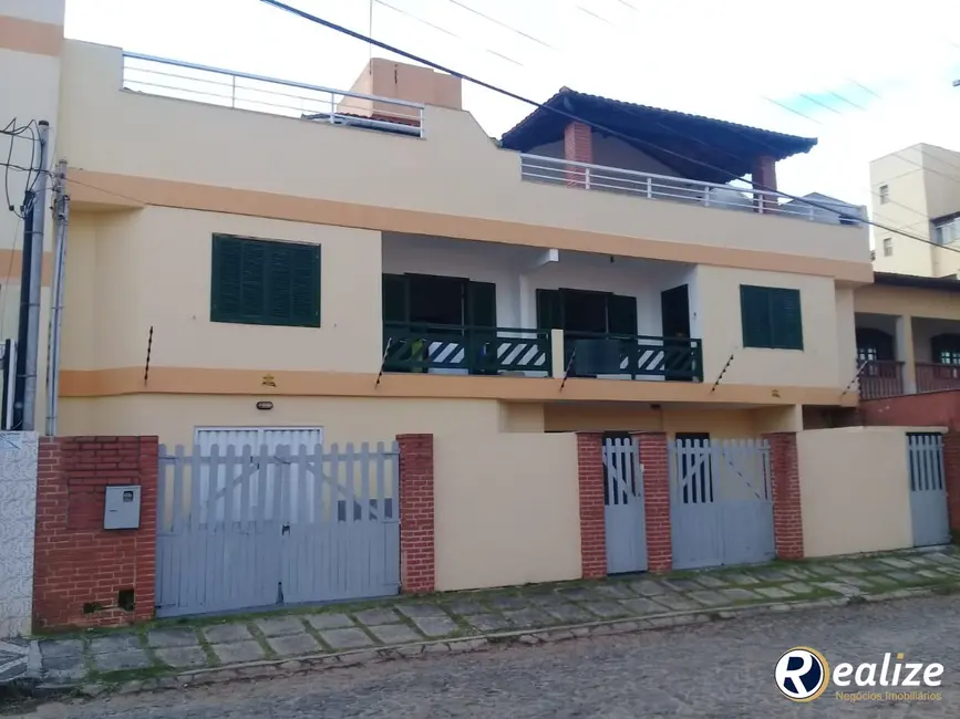 Foto 2 de Casa com 5 quartos à venda, 430m2 em Meaípe, Guarapari - ES