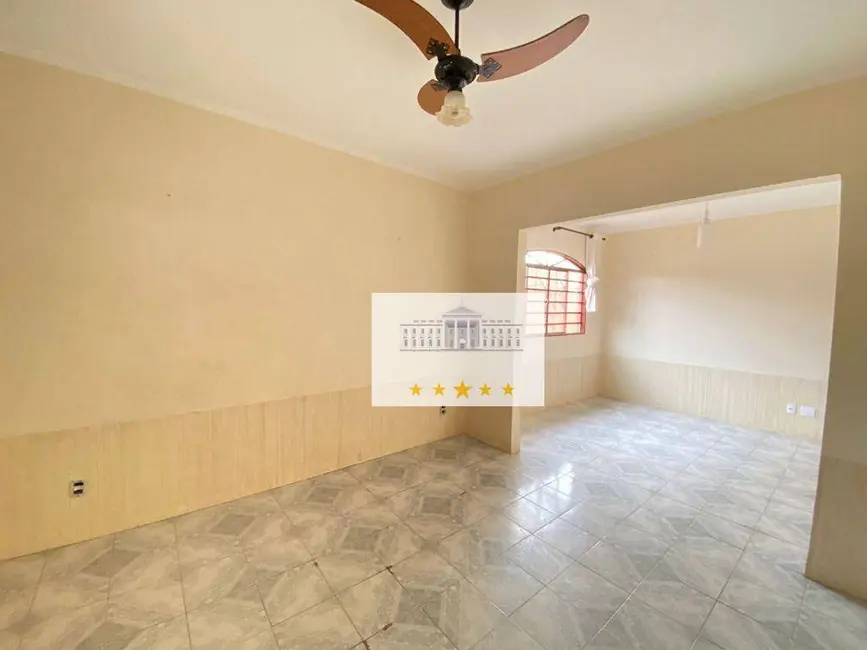 Foto 2 de Casa com 3 quartos à venda, 250m2 em Palmeiras, Aracatuba - SP